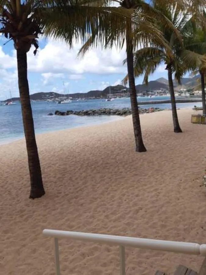 Les Pieds Dans L'Eau Calme & Vue Mer Marigot Apartment Marigot  Marigot (Saint Martin)