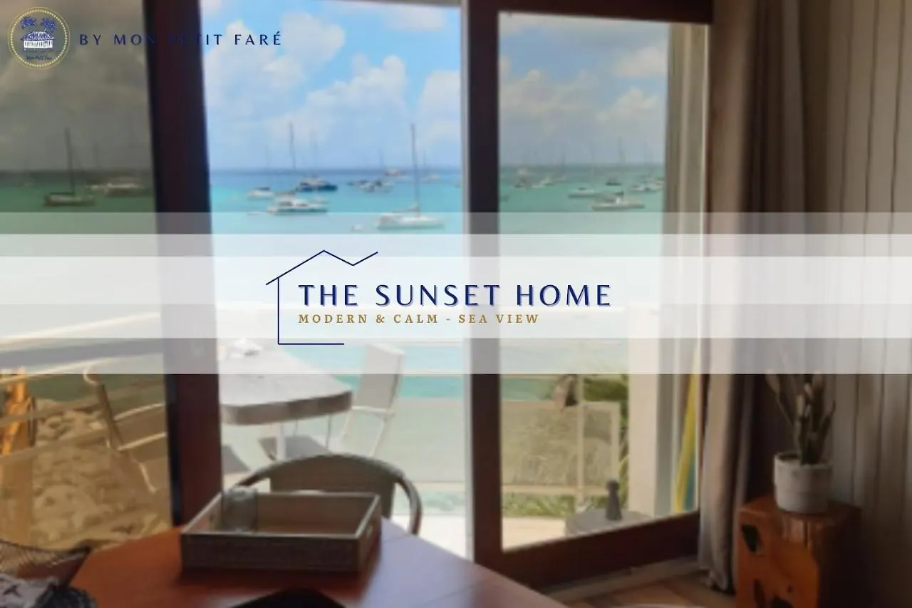 Les Pieds Dans L'Eau Calme & Vue Mer Marigot Apartment Marigot