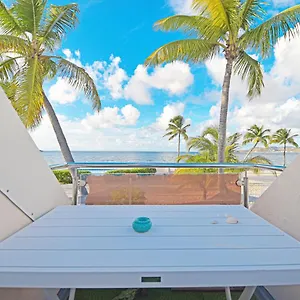  Apartment Deja Blue - Comfortable Beachfront